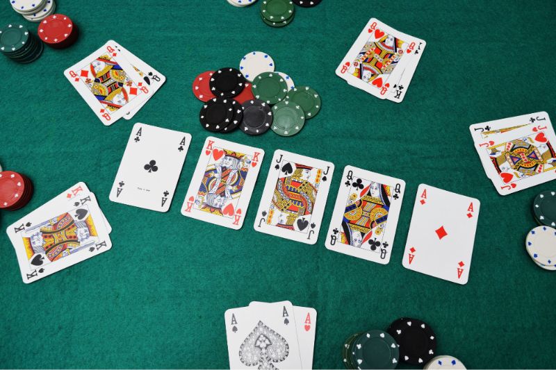 Giới thiệu game bài Poker