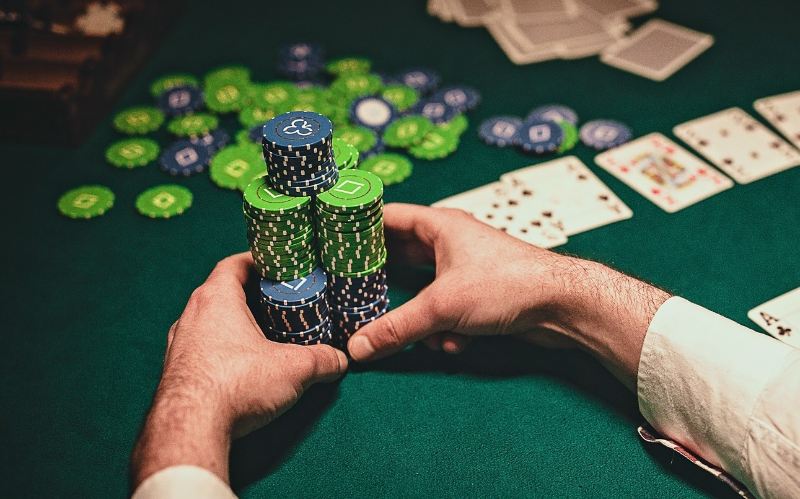 Các yếu tố ảnh hưởng đến việc chọn Bet Size Poker