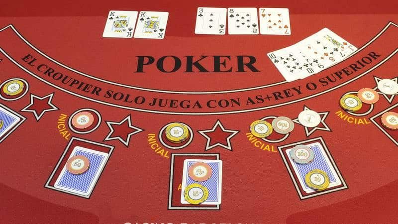 Stud Poker là gì?